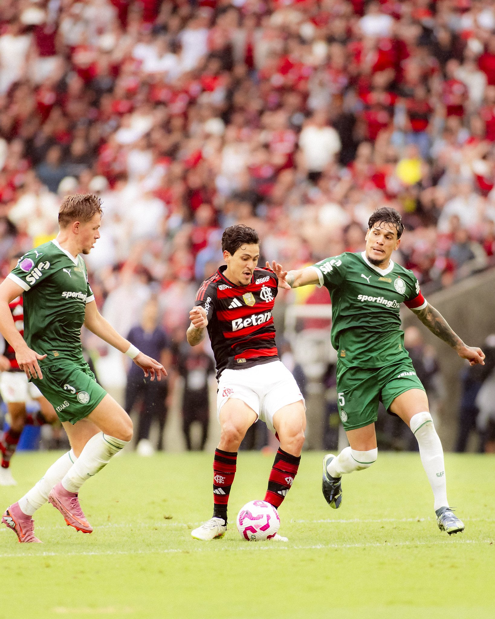 Premiação da Libertadores 2025: veja valores por fase e quanto ganha o campeão