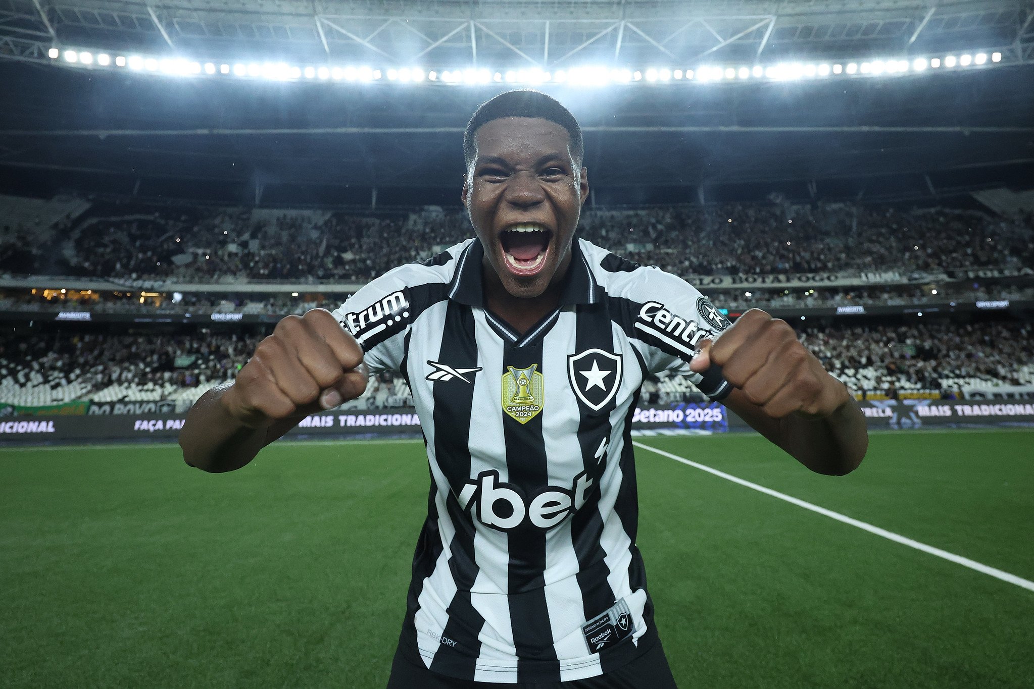 Corinthians x Botafogo: onde assistir ao vivo, horário e escalações da 36ª rodada do Brasileirão