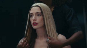 Mother Mary: Anne Hathaway é pop star perseguida por demônios no trailer