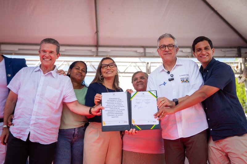 O evento contou com a participação do ministro da Pesca e Aquicultura, André de Paula, e do ministro da Saúde, Alexandre Padilha.