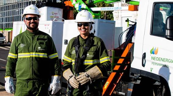 Neoenergia programa desligamentos para avançar na modernização da rede elétrica em Caruaru; veja localidades
