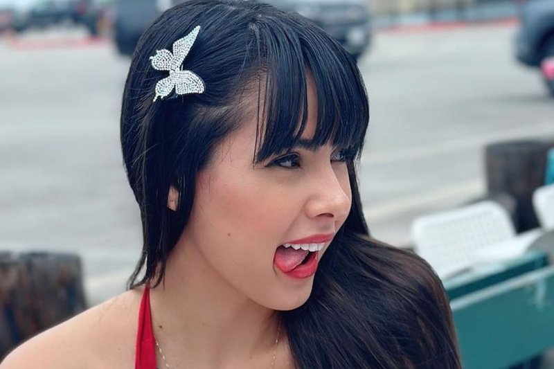 Juliana Bonde surge comportada em foto rara, mas bumbum grandão rouba a cena: “Clima esquentou”