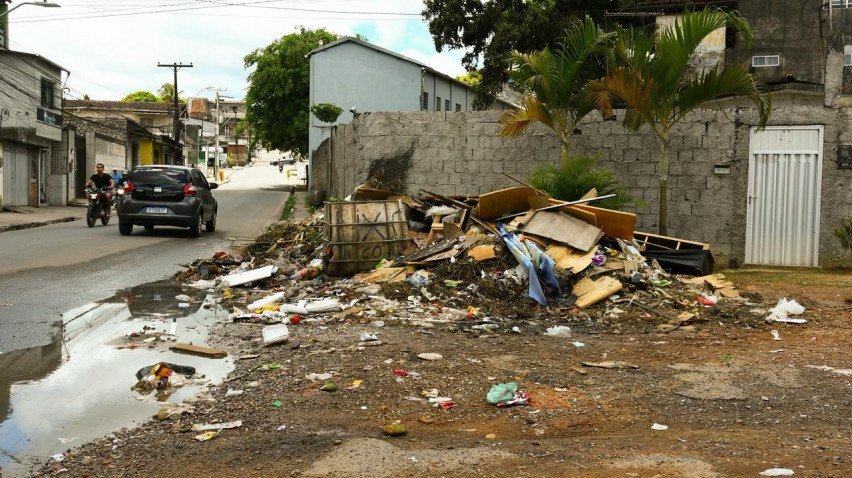 ELISABETE SOTO / VOZ DO LEITOR