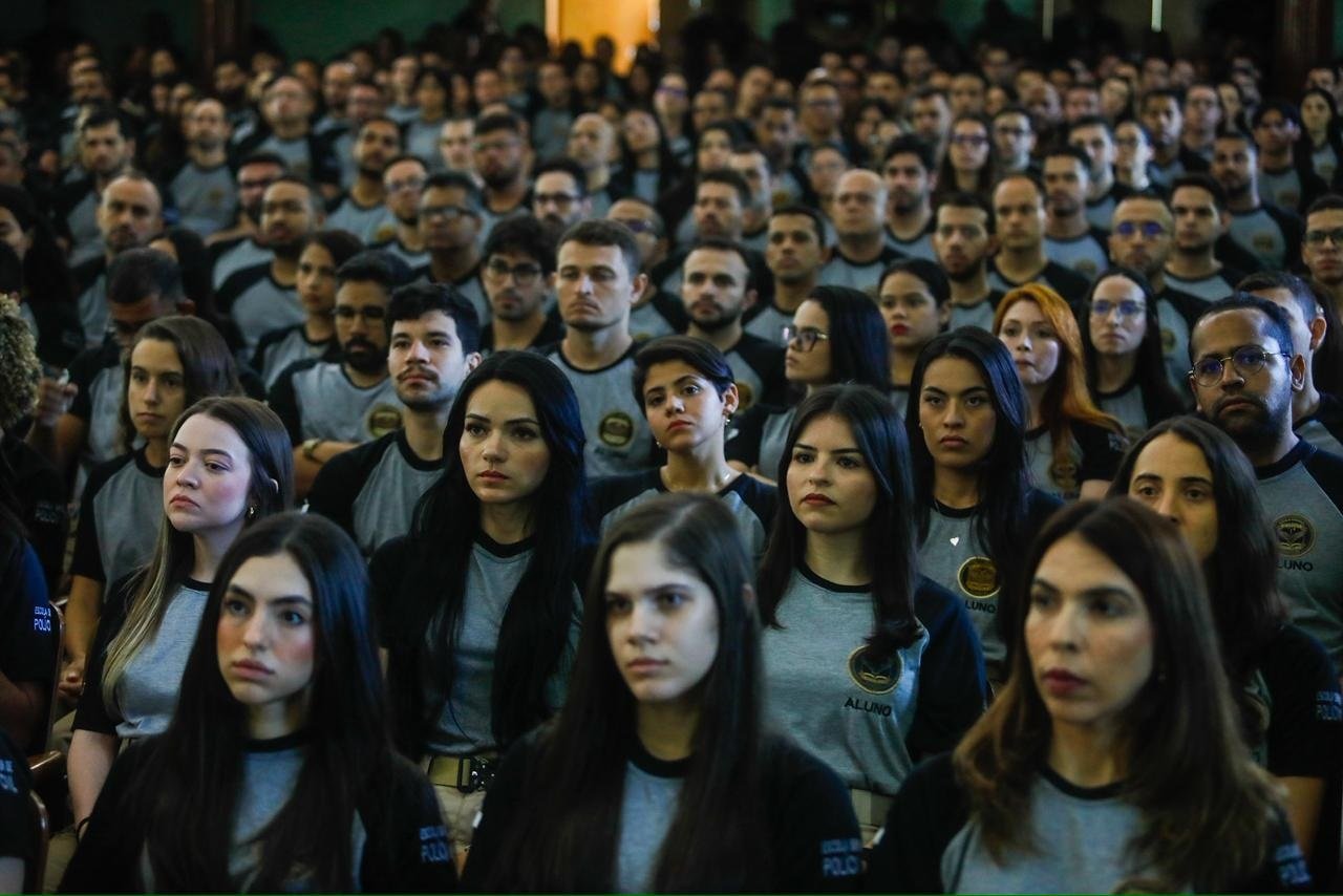 Para reduzir déficit, nova turma da Polícia Civil de Pernambuco começa formação