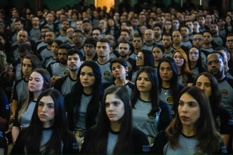 Aprovados começam curso de formação da segunda turma da Polícia Civil de Pernambuco