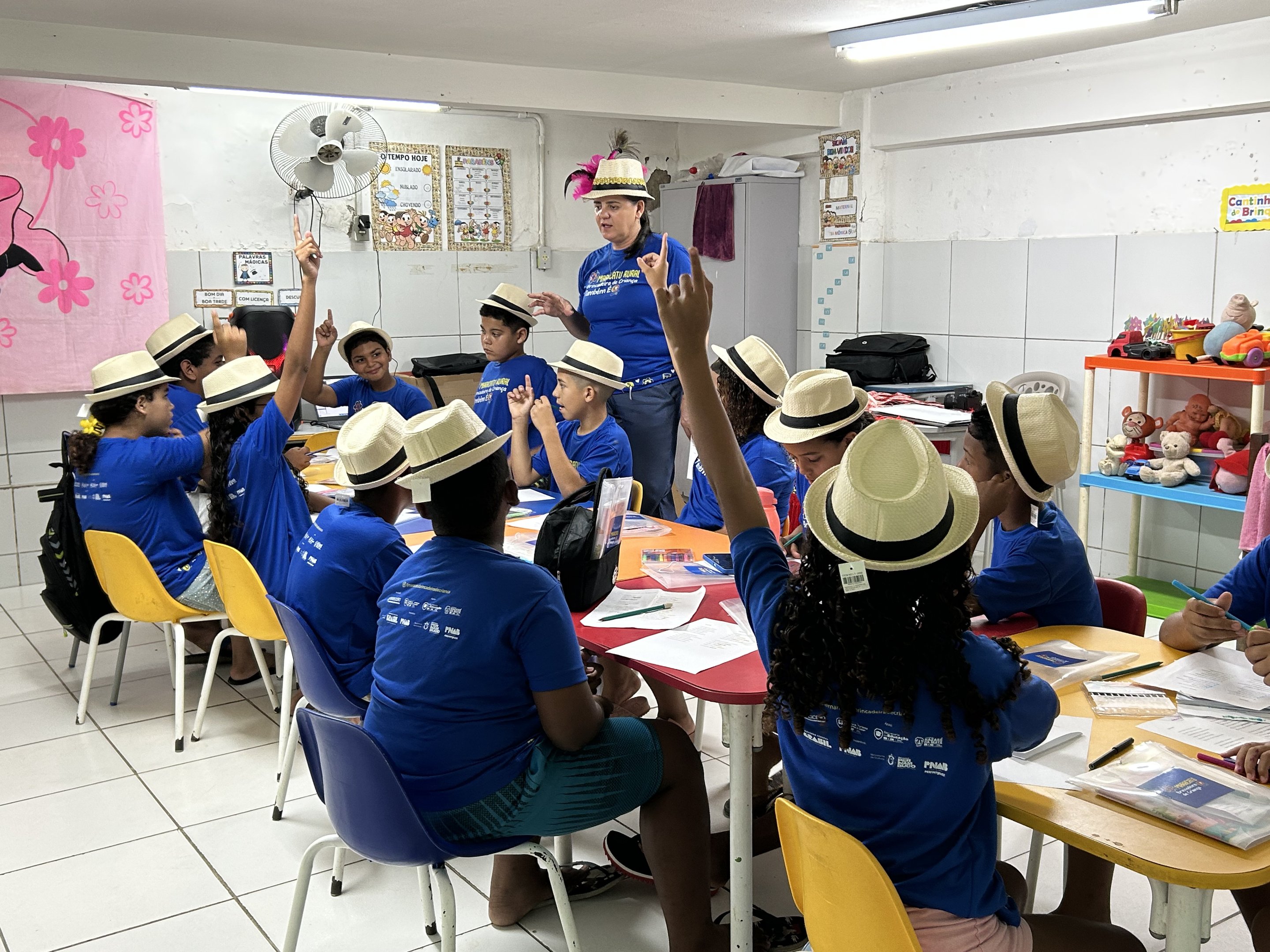 Crianças e adolescentes apresentam poesias de maracatu rural em Nazaré da Mata