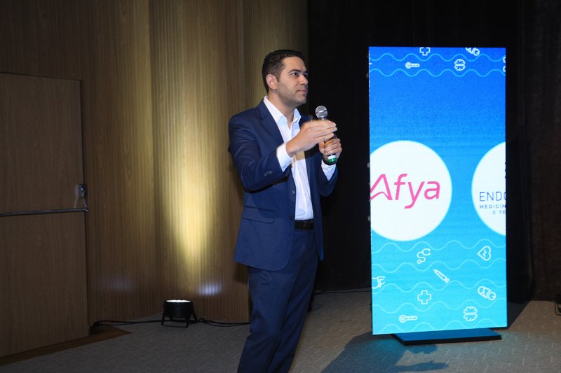 Dr Marcus Villander: "A Medicina não é foto, medicina é filme — é trajetória, contexto e história. A IA enxerga padrões; o médico enxerga pessoas. E o sofrimento não cabe em laudos"