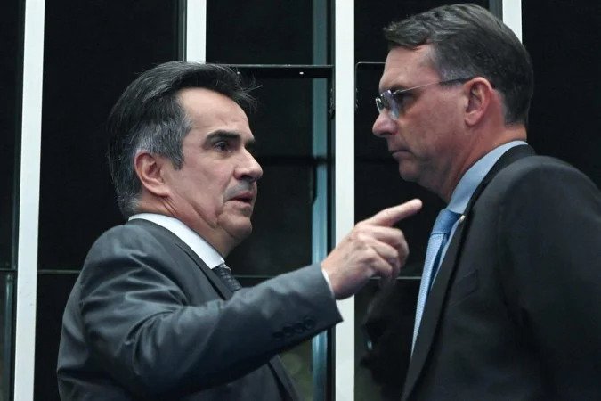 Centrão freia decisão imediata sobre candidatura de Flávio e vê espaço para nome alternativo