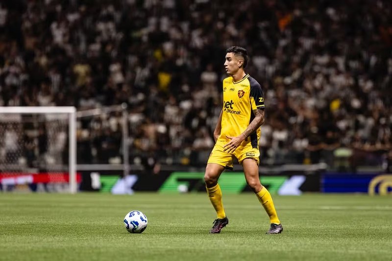 Christian Rivera, volante do Sport