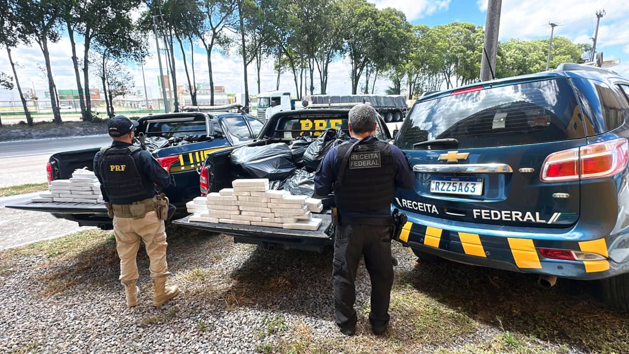 PRF e Receita Federal apreendem 700 kg de maconha em Goiana