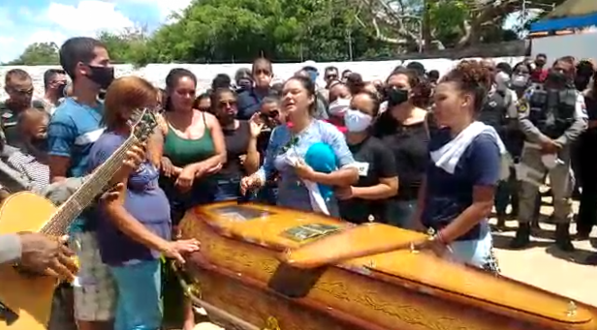 O policial militar foi enterrado no cemit&eacute;rio S&atilde;o Lu&iacute;s, em Macei&oacute;, capital de Alagoas