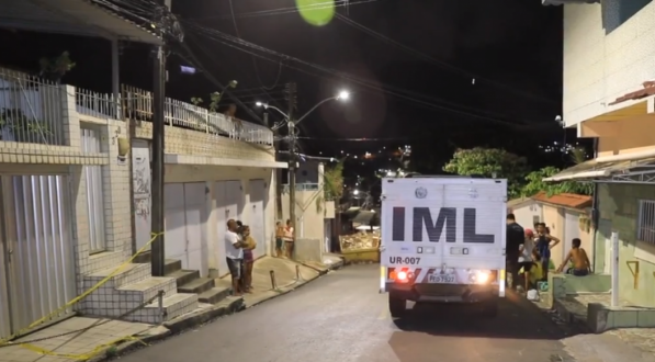 UM DOS CRIMES ACONTECEU NA RUA EL&Aacute;DIO CAMBOIM, NA LINHA DO TIRO, ZONA NORTE DO RECIFE