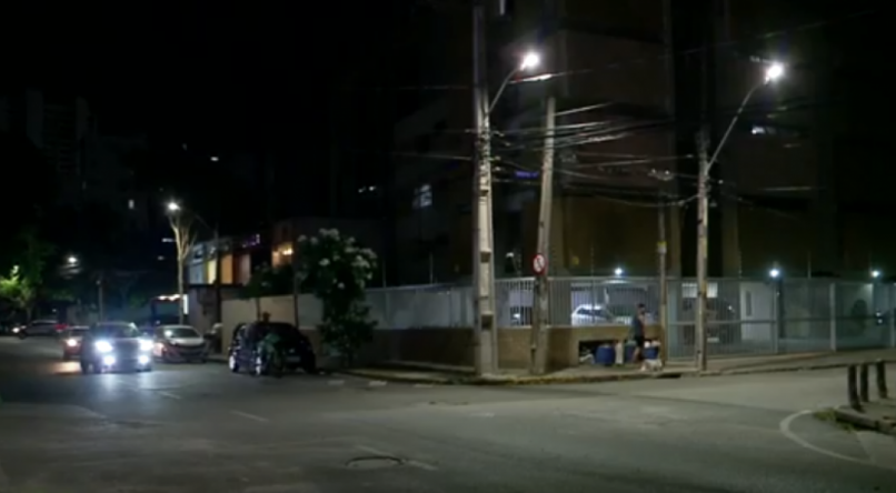 Na rua Poeta Zezito Neves, por exemplo, o medo tem tomado conta dos moradores