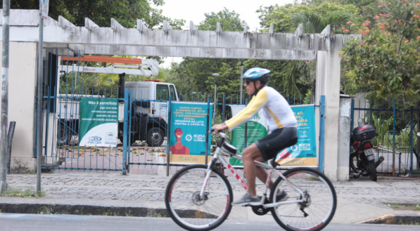 Movimenta&ccedil;&atilde;o no Parque da Jaqueira em segundo s&aacute;bado de restri&ccedil;&otilde;es mais r&iacute;gidas para conter avan&ccedil;o da covid-19 em Pernambuco