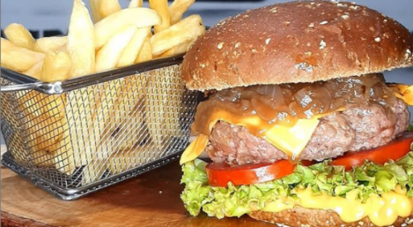 Veja 10 lugares para comprar hambúrguer bom e barato no Grande Recife
