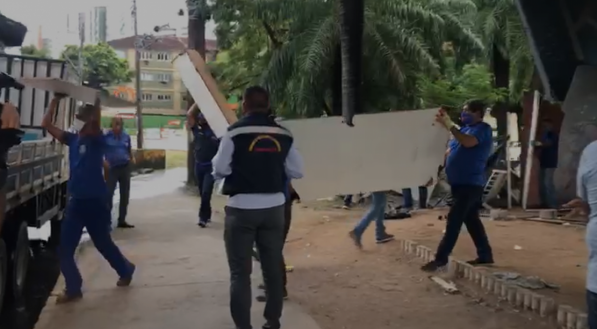 O viaduto fica localizado na Zona Norte do Recife