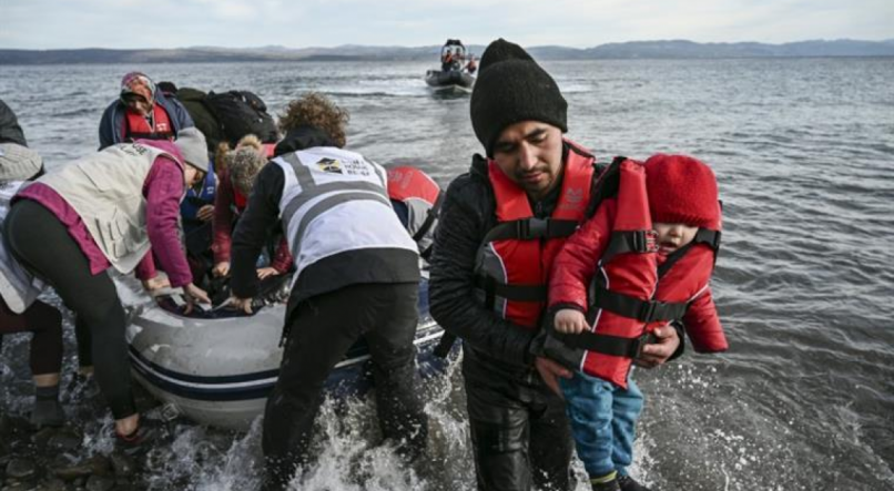 Oito pessoas morreram tentando chegar de barco &agrave; Espanha