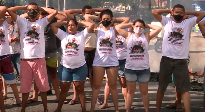 &quot;N&atilde;o queremos confus&atilde;o, queremos agilidade nas investiga&ccedil;&otilde;es. Esse &eacute; um  protesto pacifico&quot;, disse Luiz Am&acirc;ncio, pai do adolescente.