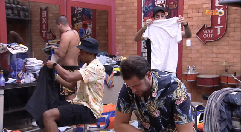 Brothers sofrem com pegadinha de Boninho no 'BBB 22'