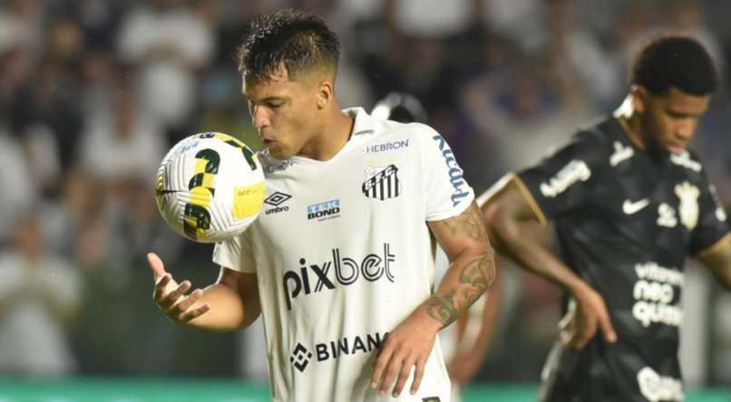 O Santos enfrenta o RB Bragantino em jogo do Brasileir&atilde;o S&eacute;rie A
