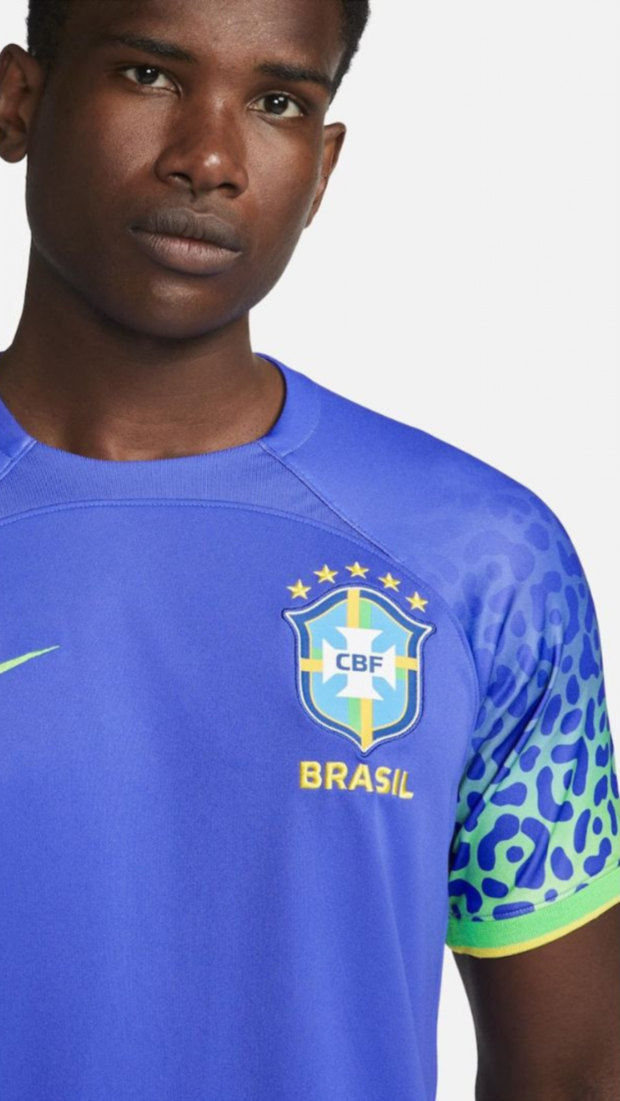 Camiseta Nike CBF Brasil Core Crest Verde - Compre Agora