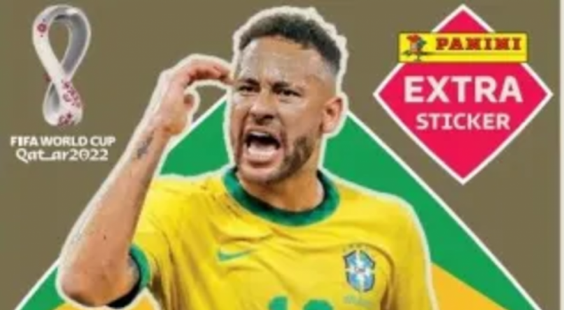 FOTO: Neymar 'ostenta' figurinhas raras dele mesmo no álbum da Copa