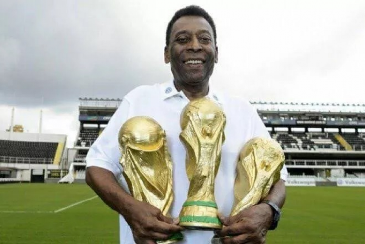 PELÉ ANIVERSÁRIO: como está a saúde do Rei Pelé? Como está Pelé hoje?  Craque faz aniversário neste domingo (23)