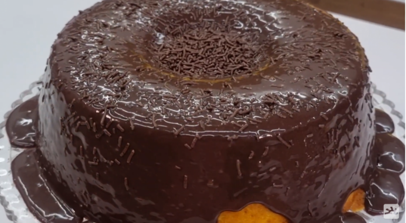 De dar água na boca: faça receita de bolo de cenoura no liquidificador