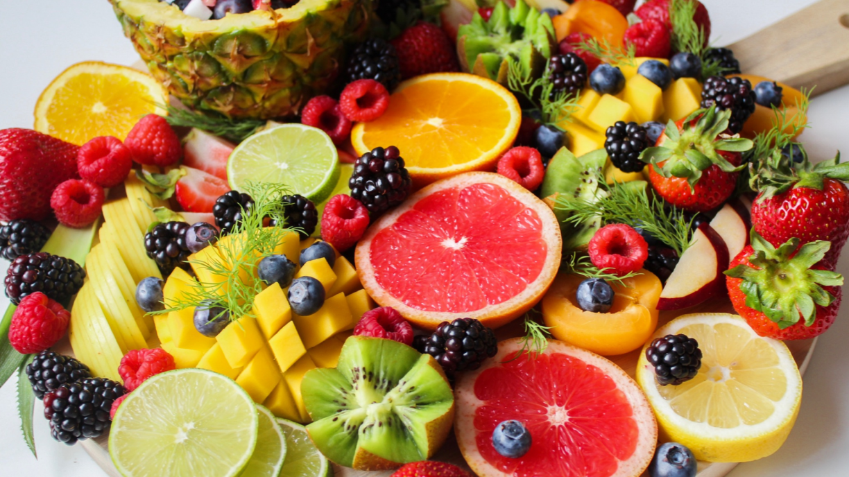 5 FRUTAS PROIBIDAS PARA DIABÉTICOS: saiba quais frutas são boas e ruins para quem sofre de DIABETES e GLICOSE ALTA