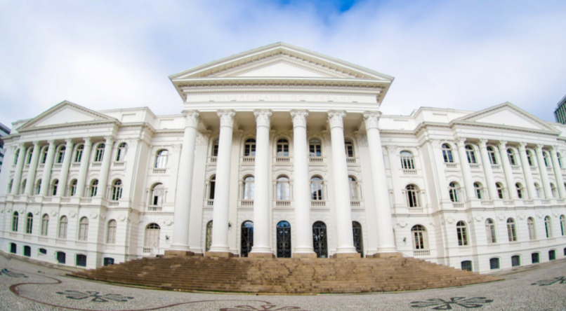 Universidade Federal do Paraná 