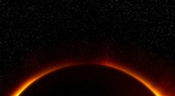 O eclipse anular é quando a Lua passa em frente ao Sol, mas está menor que ele. Assim, ela encaixa no sol, mas fica uma borda, como um anel dourado, ao redor.