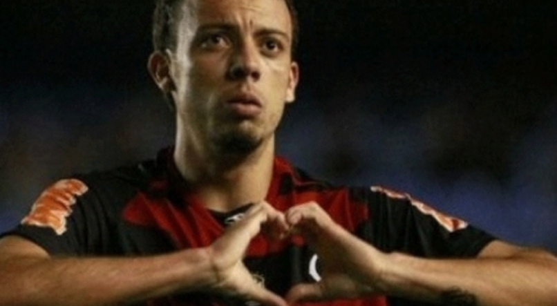 Formado no Flamengo, Paulo Sérgio jogou no Náutico em 2011