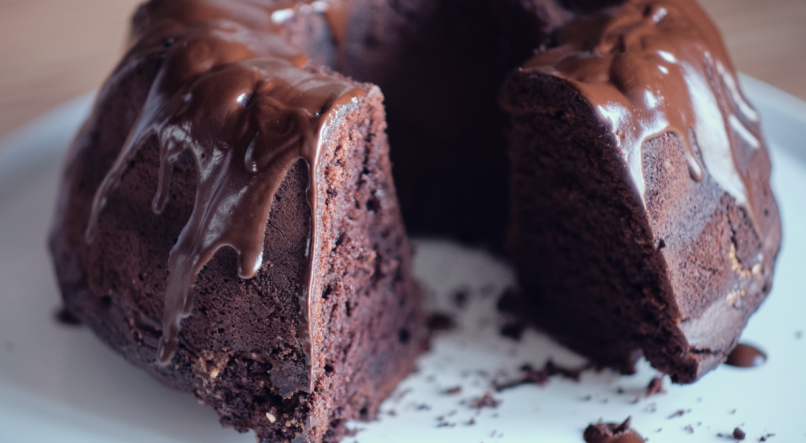 Receita de Jantar: veja como fazer bolo de chocolate para a