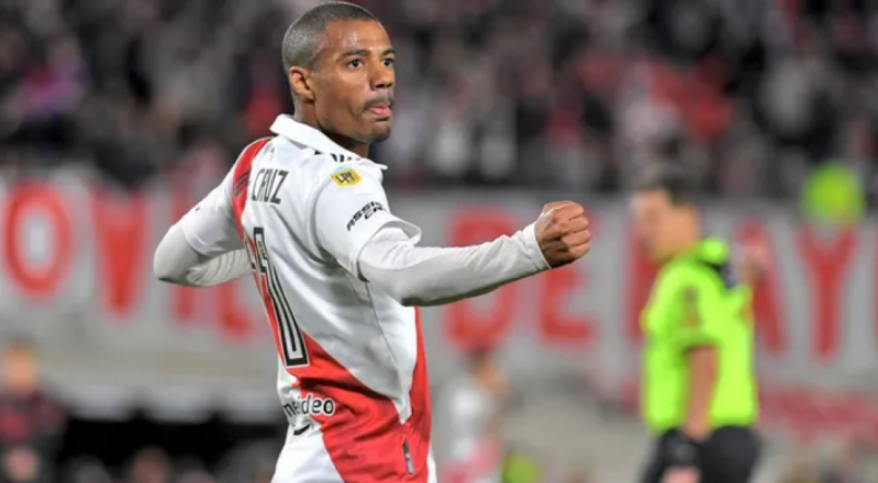 De la Cruz deve ser o novo refor&ccedil;o do Flamengo para 2024