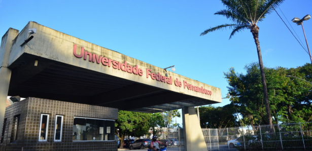 UFPE abre 113 vagas para cargos técnico-administrativos com salário entre R$ 2,6 mil a R$ 4,5 mil.