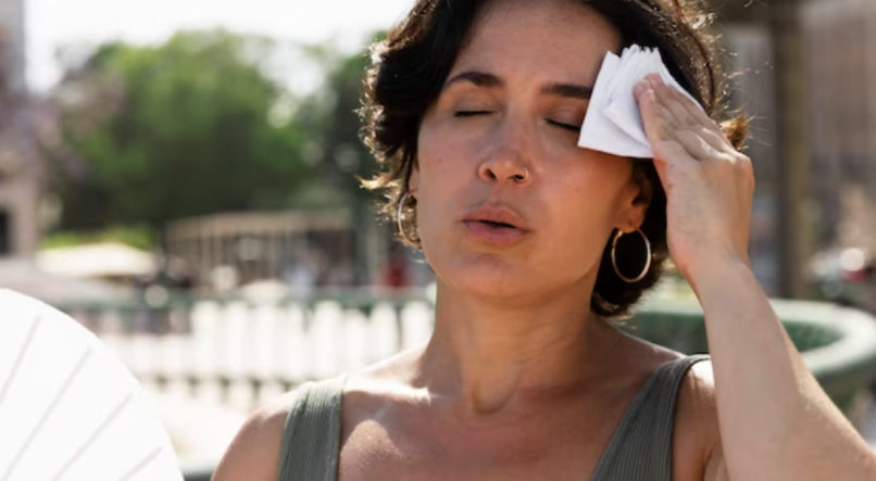 Prevenir a insolação requer cuidados como sombra, roupas leves, protetor solar, hidratação e evitar atividades intensas em horários de maior calor