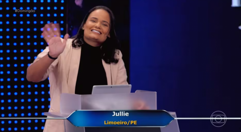 Jullie Dutra vence o "Quem Quer Ser Um Milionário"