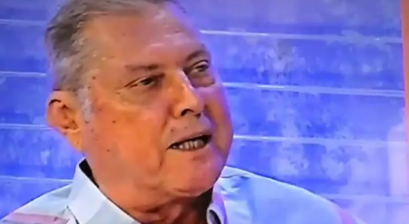 Oswaldo de Oliveira se tornou assunto nas redes sociais por "aparência irreconhecível"