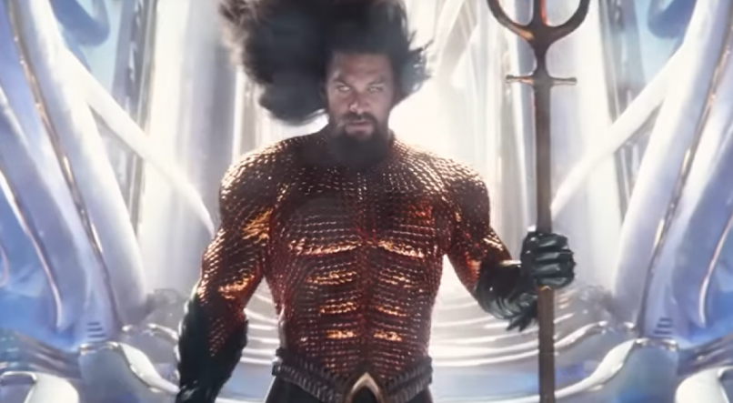 Jason Momoa, o ator e produtor havaiano, retorna ao papel do ‘Aquaman’, personagem icônico dos quadrinhos da DC Comics. Ele já participou em ‘Aquaman’ (2018), ‘Liga da Justiça’ (2017) e ‘Velozes e Furiosos 10’ (2023)