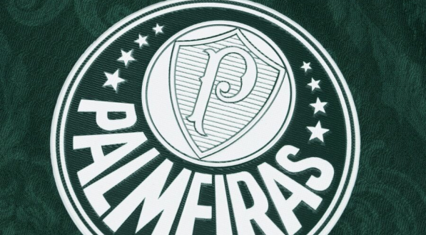 Palmeiras utiliza estrela vermelha em seu escudo, alusiva à conquista da Copa Rio de 1951