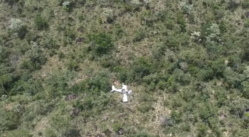 Três pessoas morrem em acidente de avião na Bahia