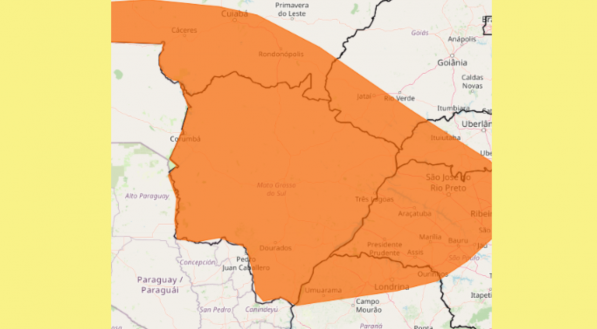 Imagem ilustra em destaque laranja as regiões atingidas pela onda de calor 