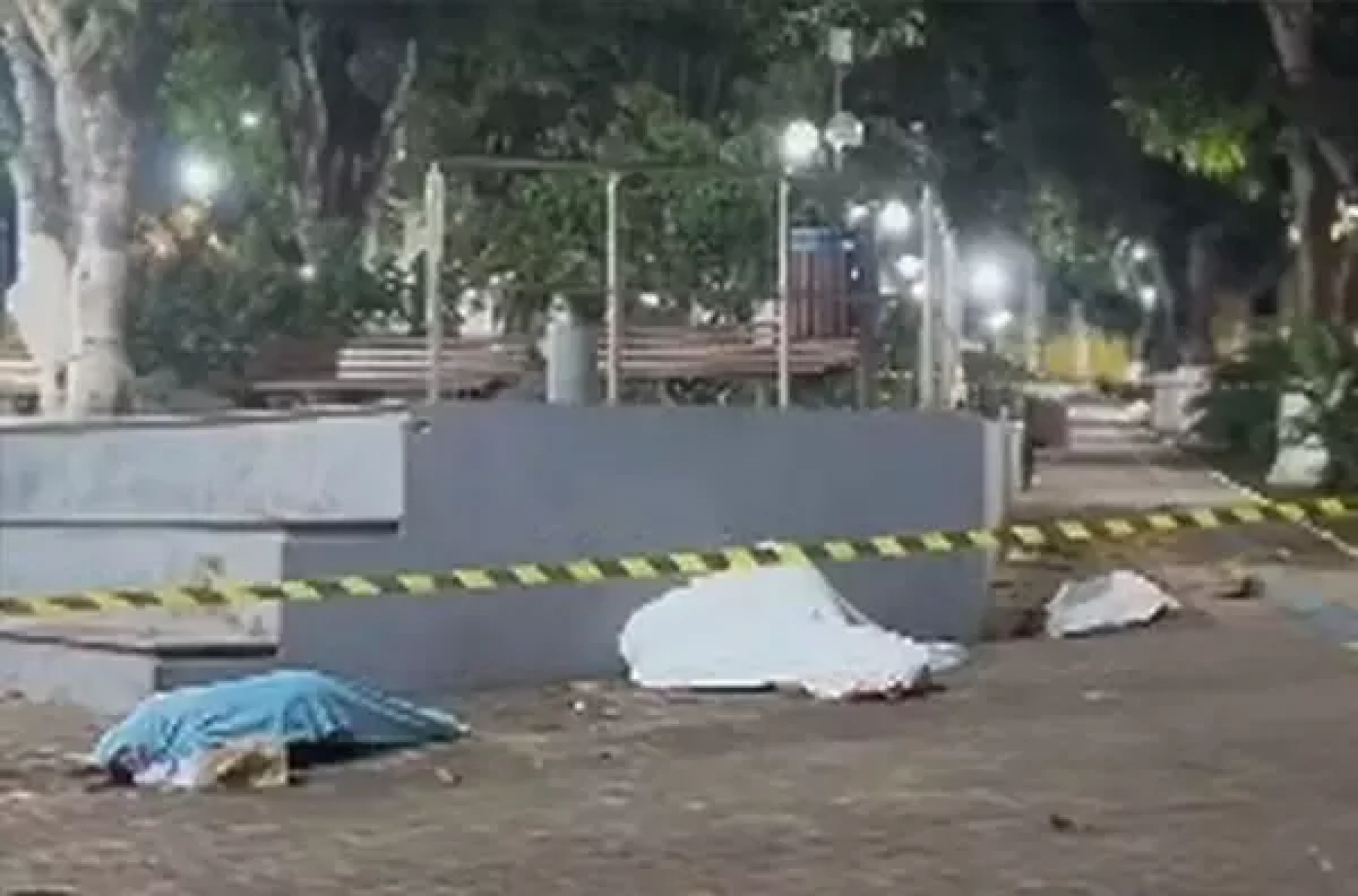 Sete pessoas são mortas em chacina no meio de praça do Ceará 