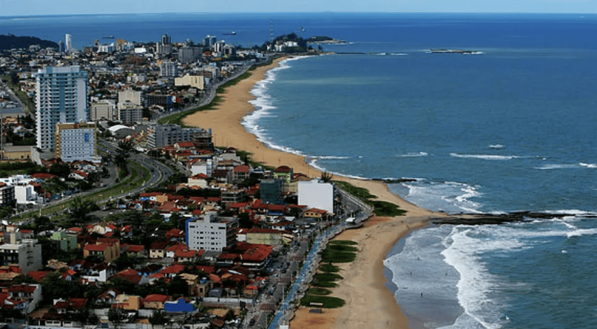 Vista aérea da cidade de Macaé