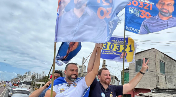 Tecio Teles (Novo), candidato a prefeito do Recife, cumpriu agendas com carreatas neste domingo (22)