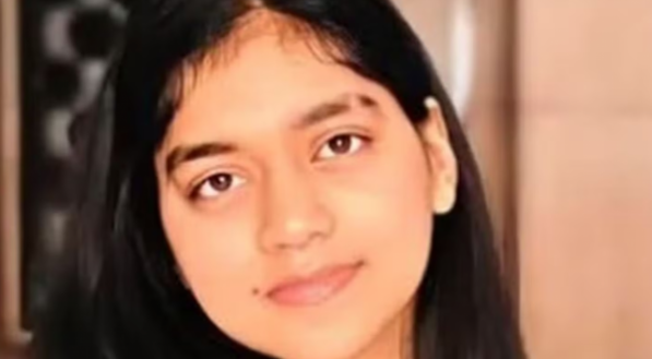 Foto de Gurismran Kaur, de 19 anos