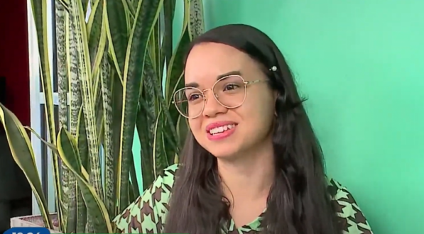 A jovem Bianca Beatriz é formada no curso técnico de Segurança do Trabalho e deseja cursar Administração de Empresas no exterior.
