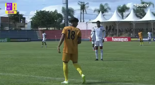Com o resultado de empate diante do Retrô, o Vitória segue na liderança do Grupo 8, com quatro pontos ganhos.