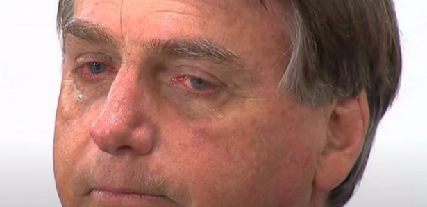 Bolsonaro chora e não viaja à posse de Trump
