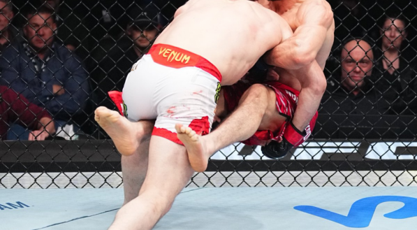 Defesa de cinturão, top cinco do ranking e recorde quebrado; a noite mágica de Merab Dvalishvili no UFC 311